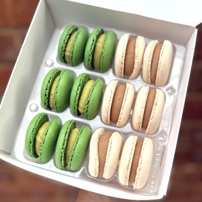 mix-and-match-macarons-gift-box