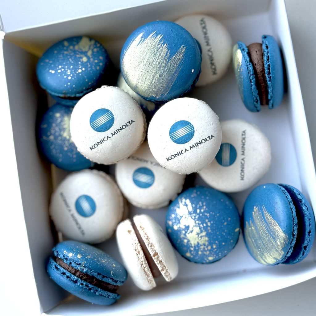 branded-macarons