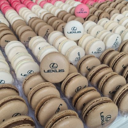 branded-logo-macarons