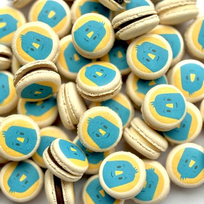 branded-logo-macarons
