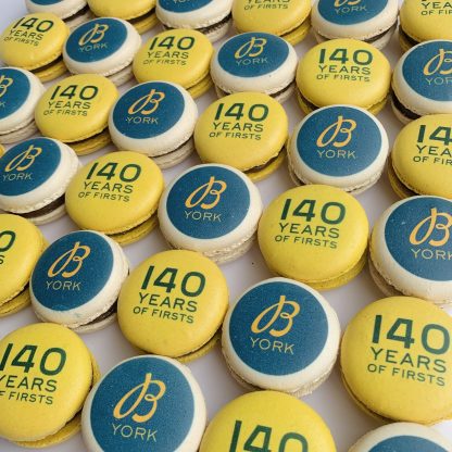 branded-logo-macarons