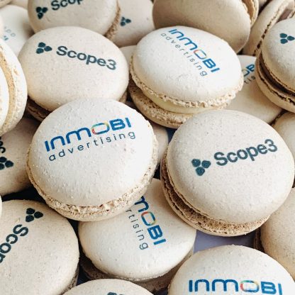 branded-logo-macarons
