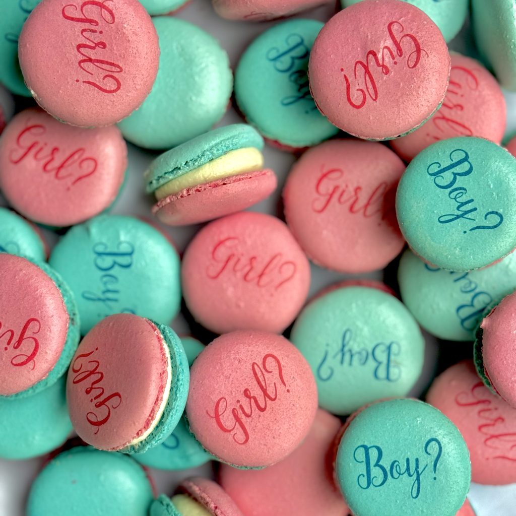boy-girl-gender-reveal-macarons