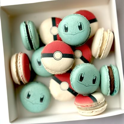 pokemon-squirtle-macarons