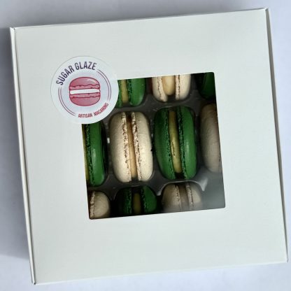 personalised-hulk-macarons
