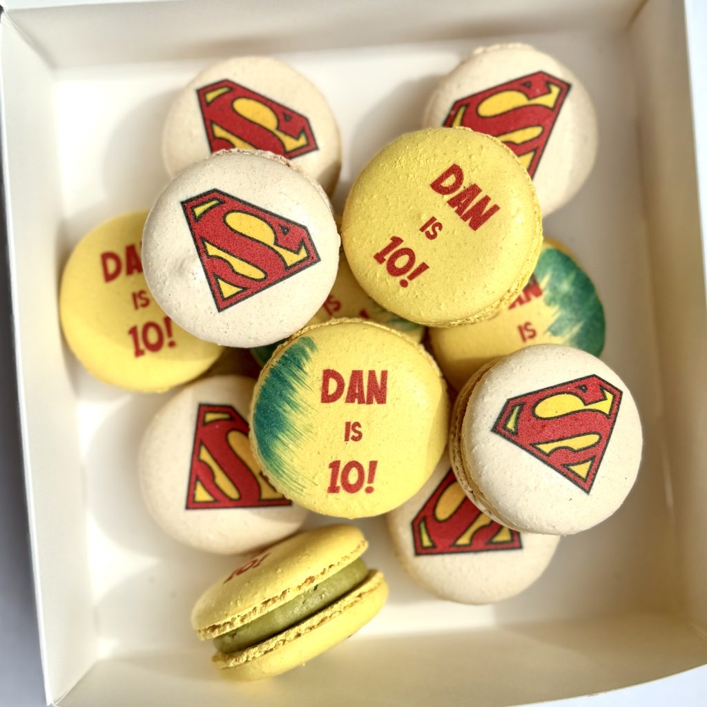 personalised-superman-macarons-gift
