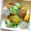 safari-animal-themed-personalised-macarons-gift-box